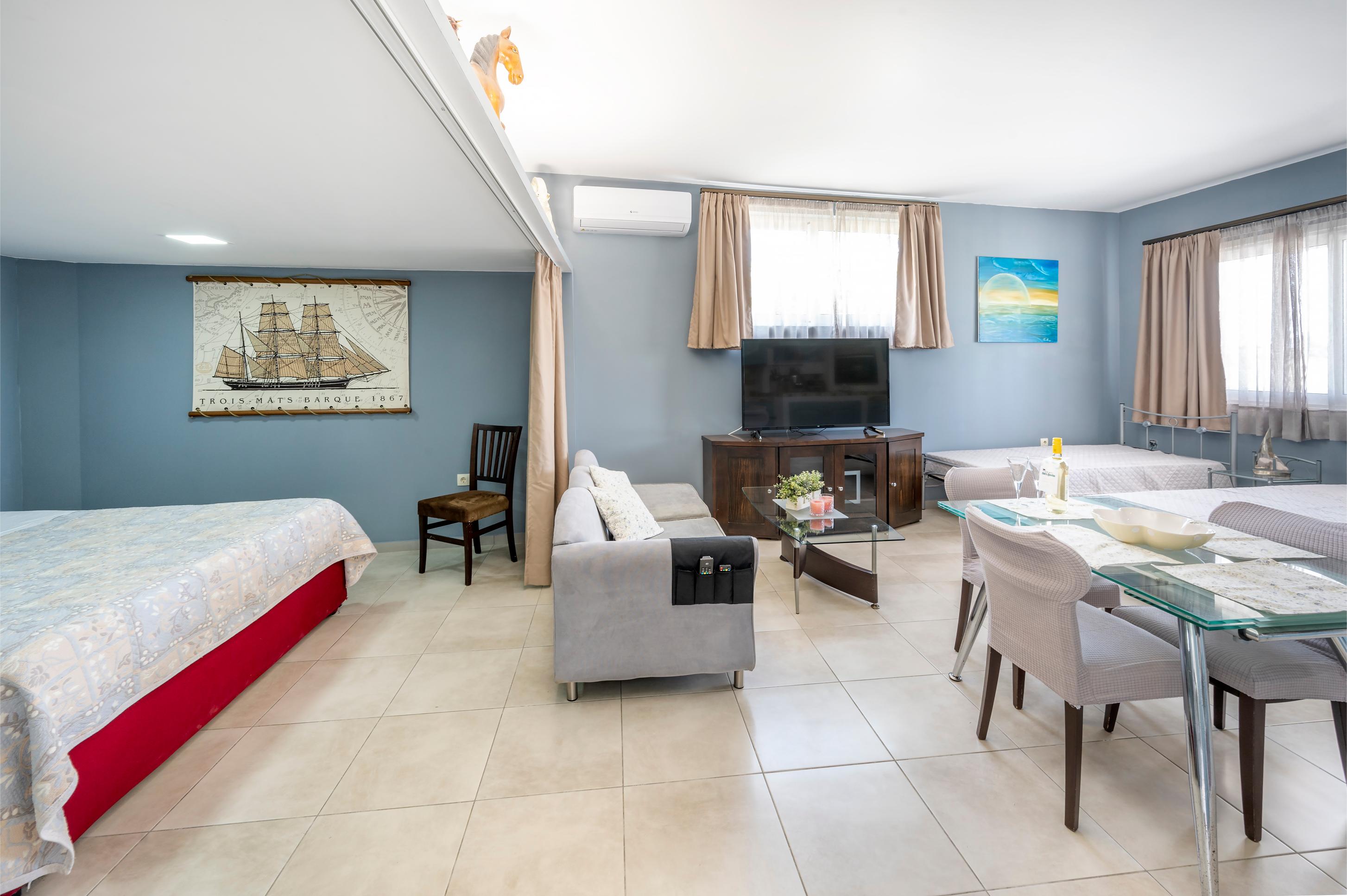 Comfort with a Traditional Touch (101)