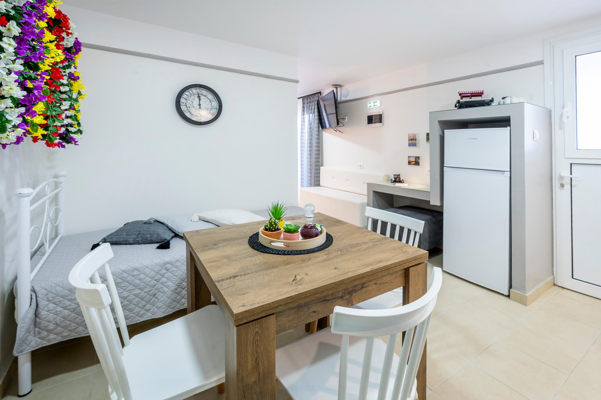 Relaxation Moments with Jacuzzi (107 )