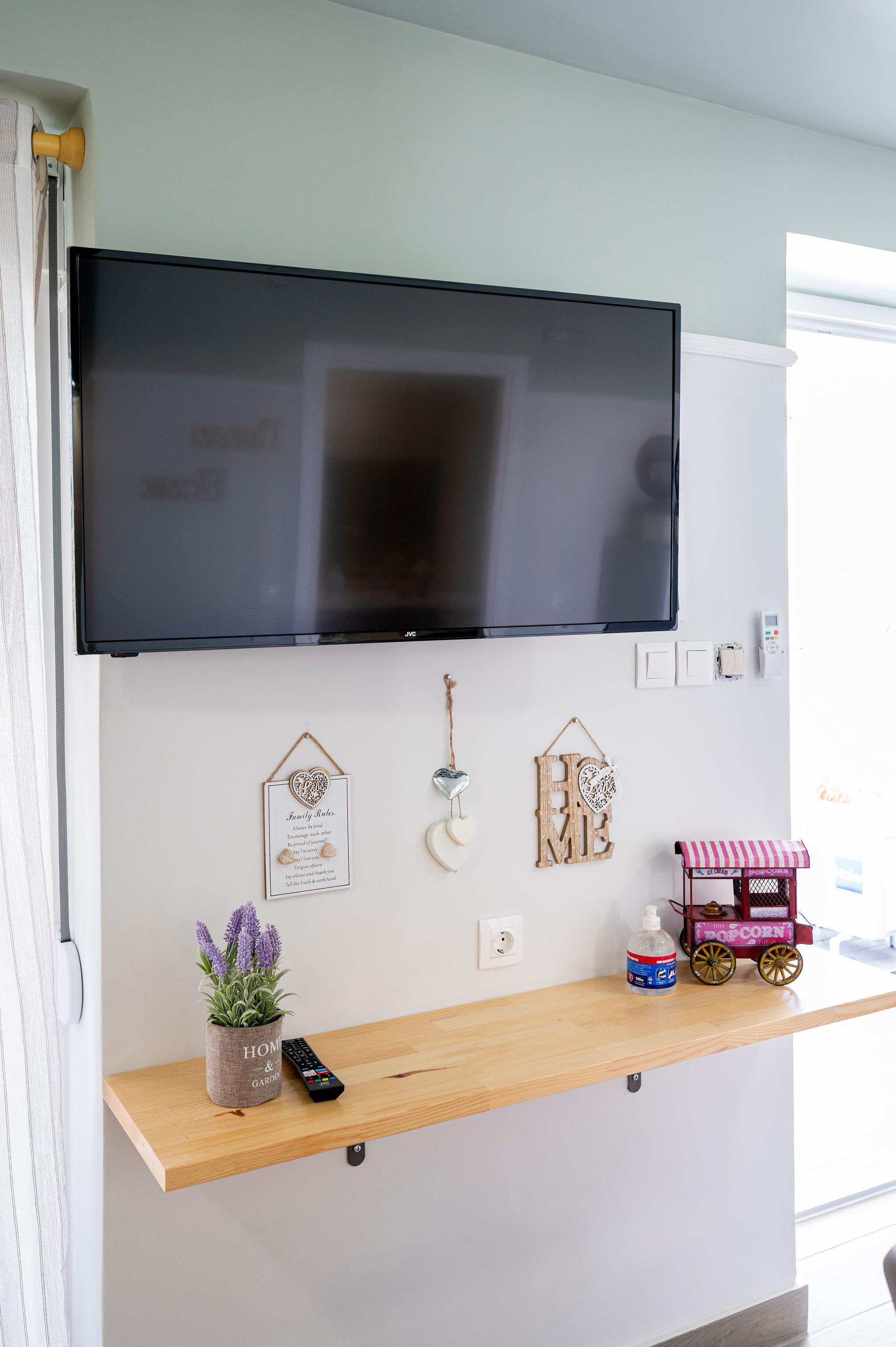 Clean Lines, Calm Vibes(102)